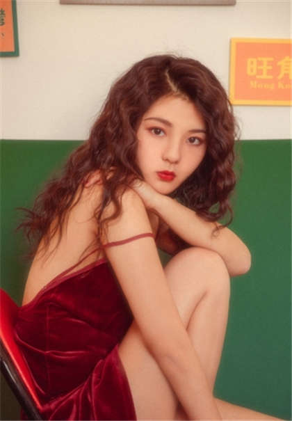 超污的那个文章-一女多男群交_魅性9课