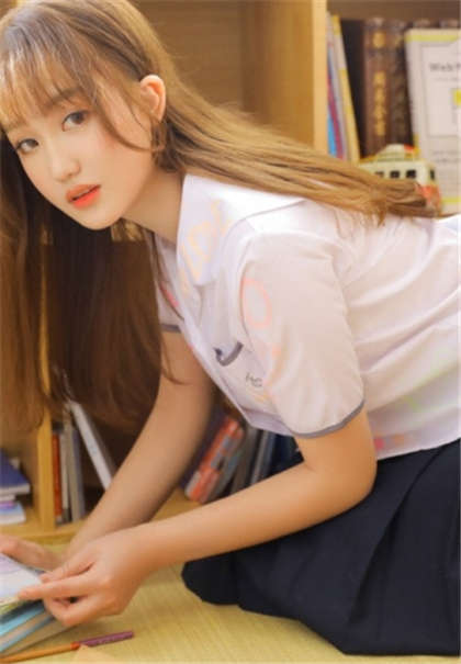 小说床戏娇喘细节描写-在健身房被教练摸出水了_魅性9课