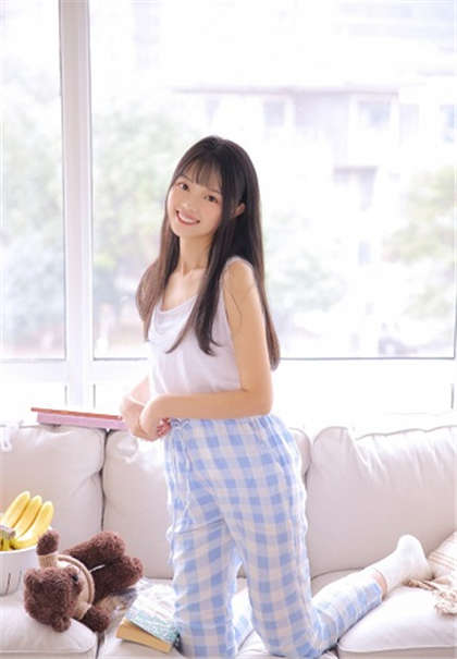 嗯啊好疼黄色-老师用丝袜脚夹我好爽老师带我进_魅性9课