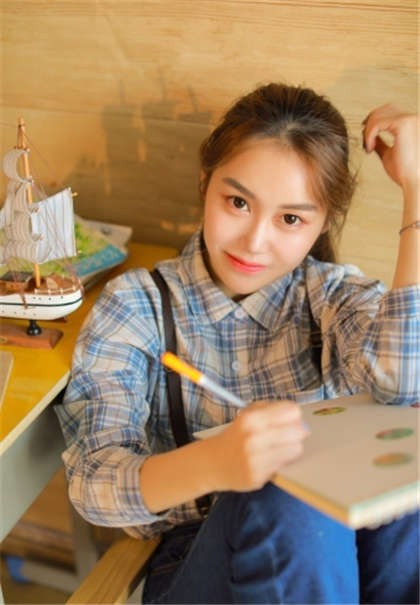 嗯啊深点用力-摸摸你的腿呀_魅性9课