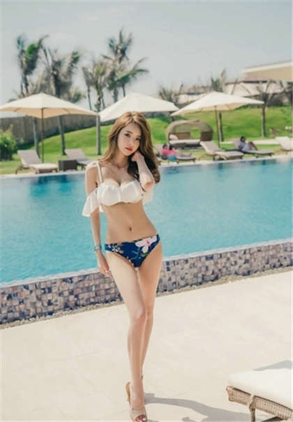 成人黄小说-很多肉很黄的乡村小说_魅性9课