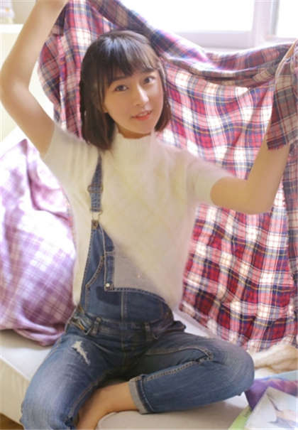 污到流水的文章小黄文-一晚同时和三个男人做好刺激_魅性9课