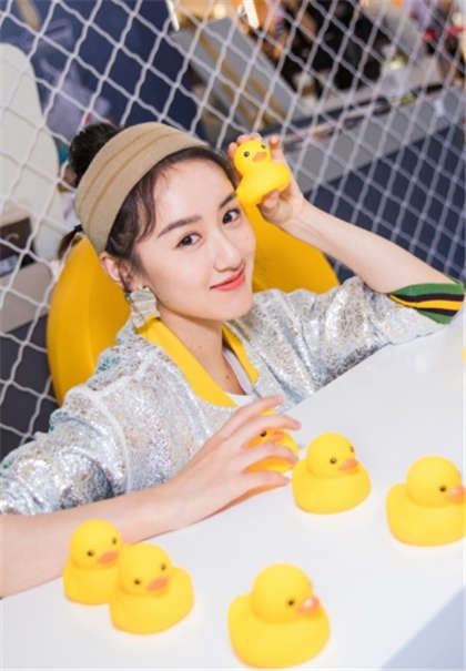 古代翁熄系小说-坐在哥哥腿上操我_魅性9课