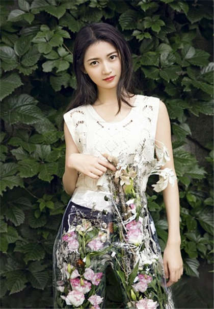 有肉第一次章节-人妻系列征服公车上被抽插到高潮_魅性9课