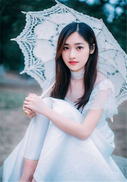 丝袜黄文-在教室和同桌那些污污的事_魅性9课