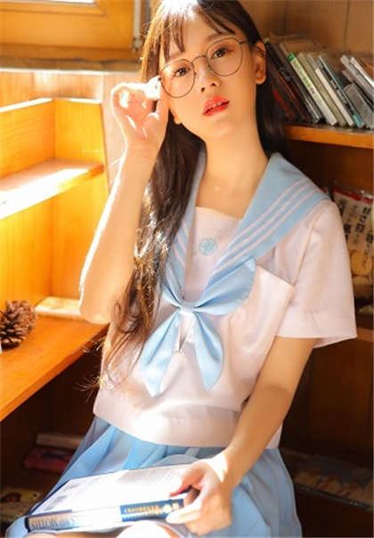 纯肉汁四溅-老师太大了吃不下小说了_魅性9课