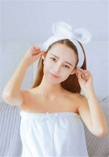 医生轻点小说污-被朋友进去了好爽_魅性9课