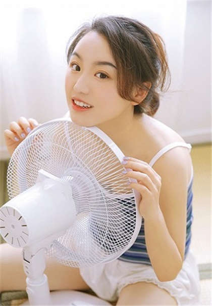 污污污-多男1女一起做_魅性9课