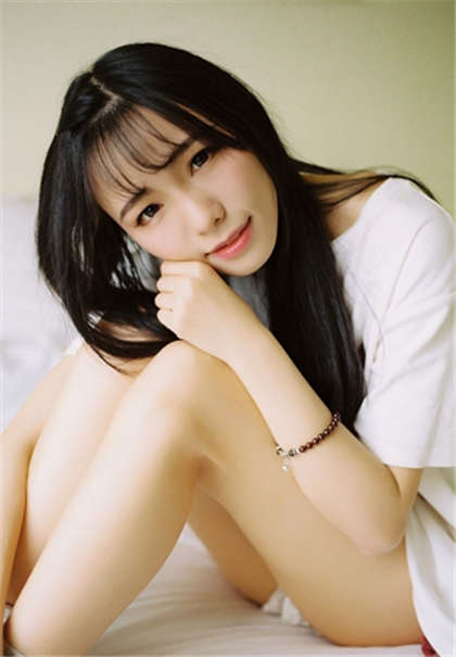 老汉和校花-蛇的两个蛇根搞得我好疼_魅性9课