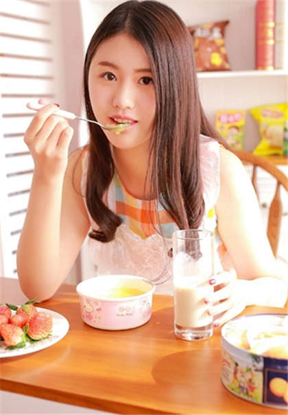 短裙不要啊好疼-一世逍遥赵雅欣_魅性9课