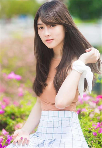 在公交车上一个接一个操-男朋友喜欢从后面上我_魅性9课