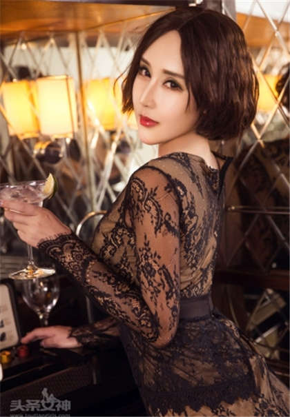 同桌在教室轻点好爽-上课就把手从衣服下摆伸进来_魅性9课