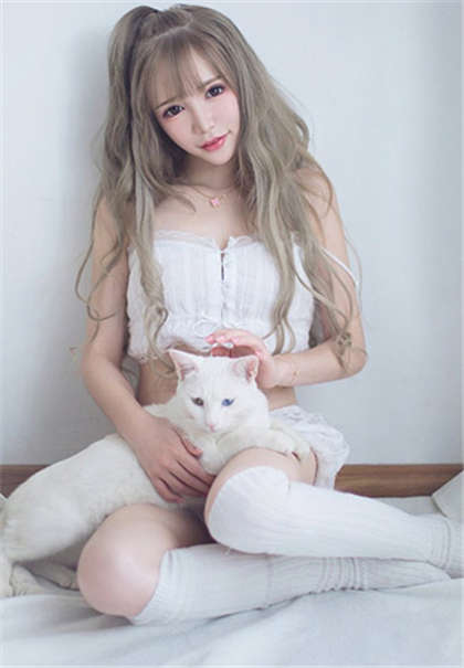 嗯啊哦嗯~好快~慢一点~嗯-在女主体内放东西的小黄文_魅性9课