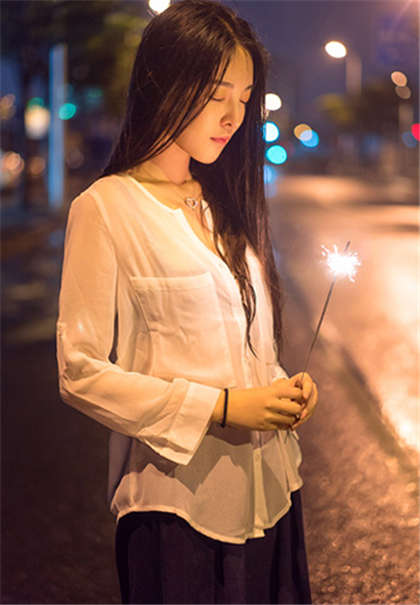 肥白乱妇-和老板在公司洗手间做_魅性9课