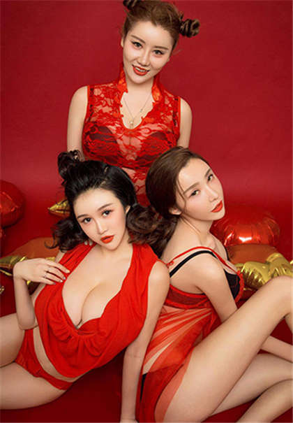 淫荡贵妇舔的好爽好多水-陌生男人教我拉扯内裤磨蹭小穴_魅性9课