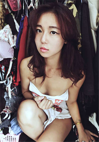 黄色小说流水-老公用两个震动棒弄我_魅性9课