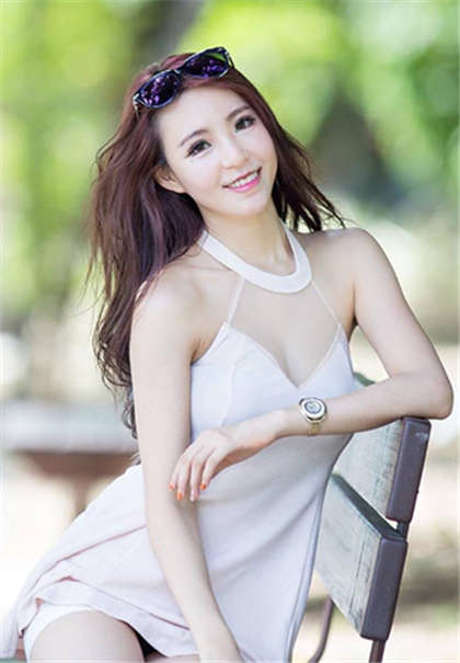 小污文 公交车-两男一女高黄纯肉小说_魅性9课