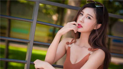 黄肉文章-扯下她的肚兜吸吮乳计_魅性9课