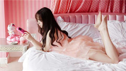 黄小说被强了-在朋友家搞他妻子在阳台深入_魅性9课