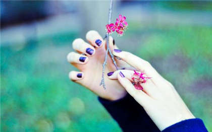 h文啊啊嗯-纯肉污湿黄文小说_魅性9课