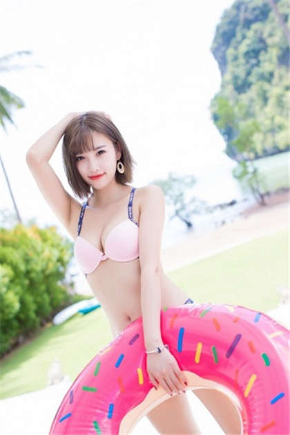 在公交车上一个接一个操-男朋友喜欢从后面上我_魅性9课