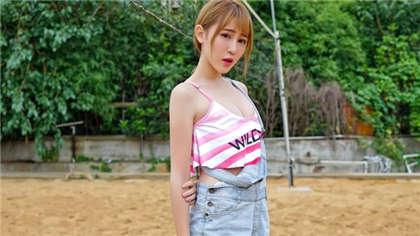 疯狂的干-被门卫老头轮流进入_魅性9课