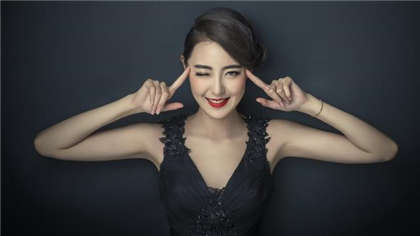 男男的h文-淫荡吃奶尖_魅性9课