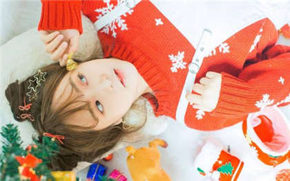 高雯馨小说-淫乱小骚货_魅性9课