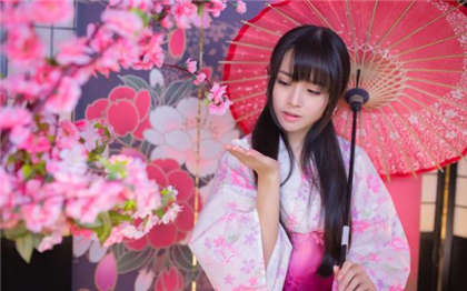 在车上被插-三个男人满足一个女人_魅性9课