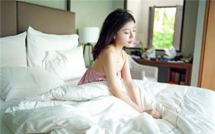 两个男人搞一个女人小说-帝骑哥快住手啊_魅性9课