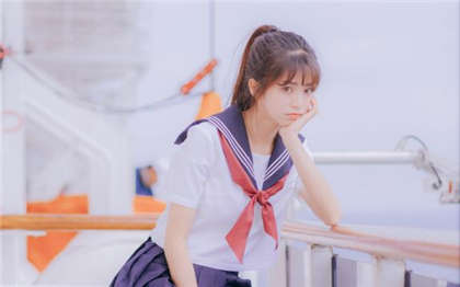 h描写细致的gl文-一次疯狂刺激的性经历_魅性9课