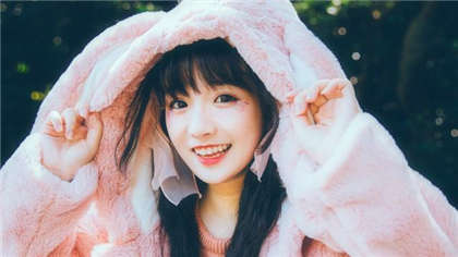 三个老头捆着躁我一个-我被同桌摸大腿内侧_魅性9课