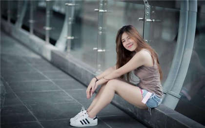 污污小说越污越好-女偶像私下的淫荡生活_魅性9课