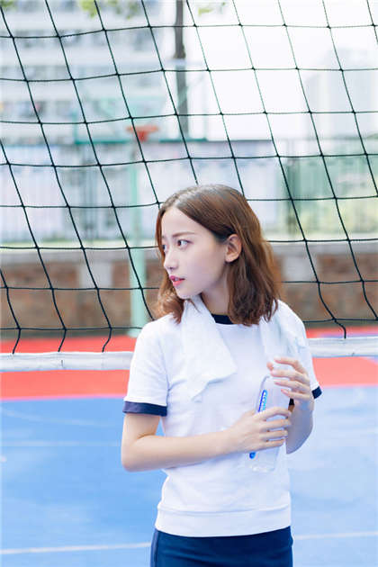 玩男乳文-那晚同桌她也很疯狂_魅性9课