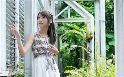 短篇老师-美女被插的好深_魅性9课