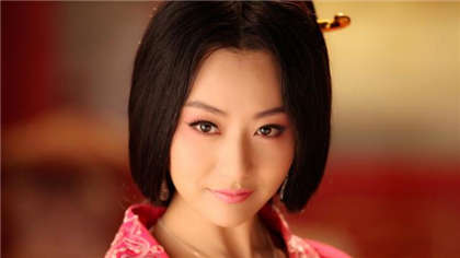 污污百合文-新婚夜征服别人的新娘_魅性9课