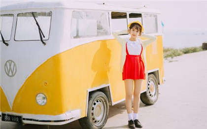 与老师做-又污又详细的小说_魅性9课