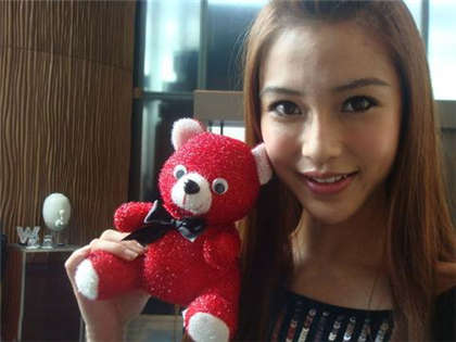 网恋小h文肉-腹黑易烊千玺强吻小说_魅性9课