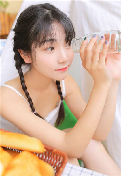 两根硕大挺入-污到下面滴水的短文_魅性9课