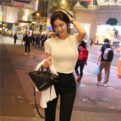 完整版黄文小说氏在线阅读-帅哥美女在房间接吻揉胸_魅性9课