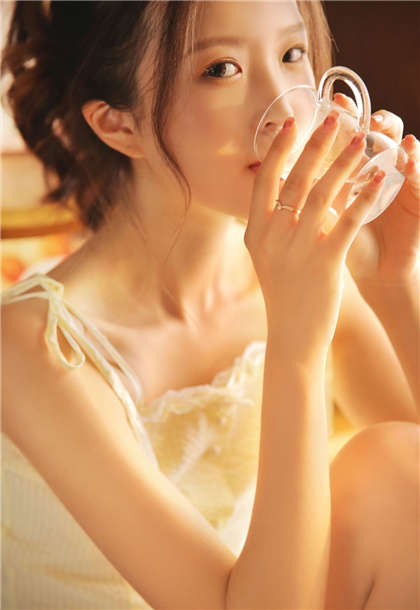 嗯嗯好啊好难受啊-教室停电狂草校花_魅性9课