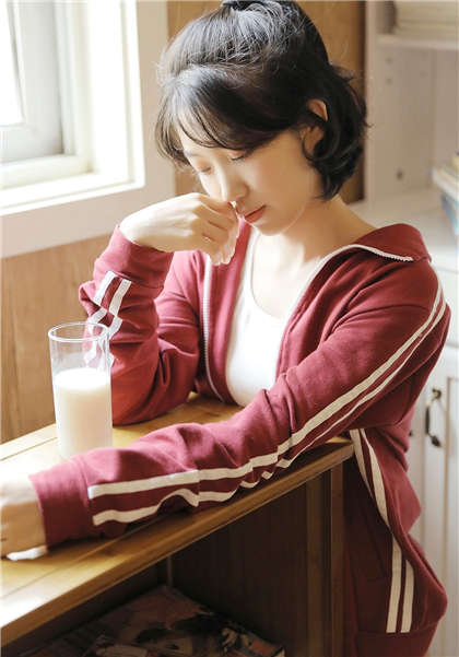 乱欲小说完整篇-强x轮x系列h文公交车上的奶水_魅性9课