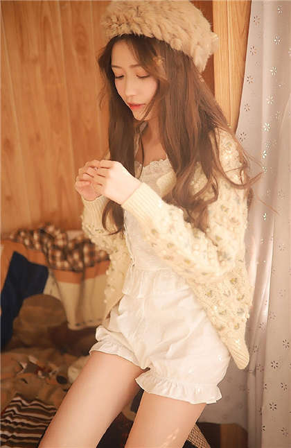 粗暴的挺进去-男生跟我一边接吻一边做爱的时候_魅性9课