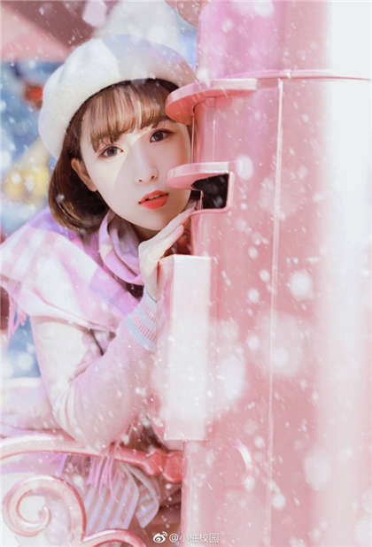 好烫喷了高H-液体噗嗤对着镜子双腿张开揉哦_魅性9课