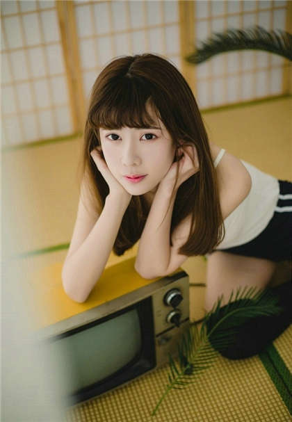 推荐在下面塞东西的污文-小阴蒂被她自己玩硬了_魅性9课