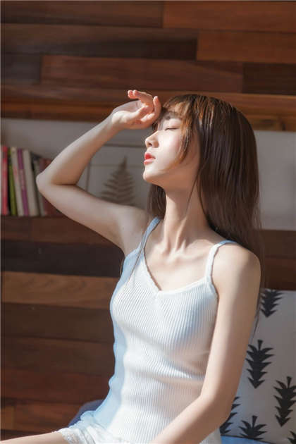 高黄高湿多肉小说网-将她抵在厨房上进入_魅性9课