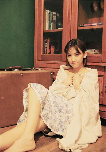 游泳池里面爱h-黄到你下面湿的书_魅性9课