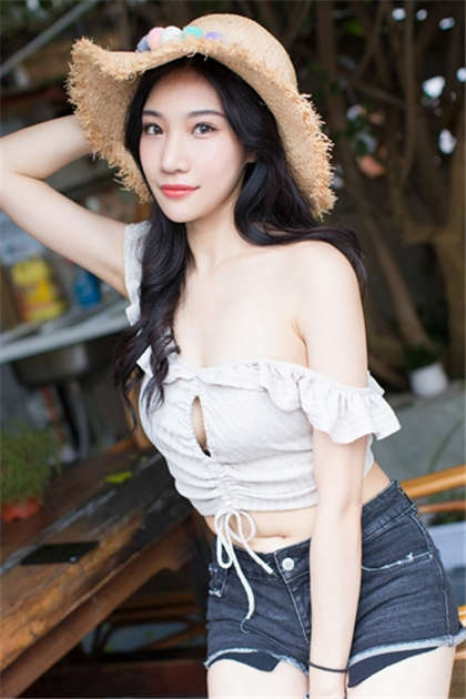 游泳h小说-小妹下面好湿_魅性9课