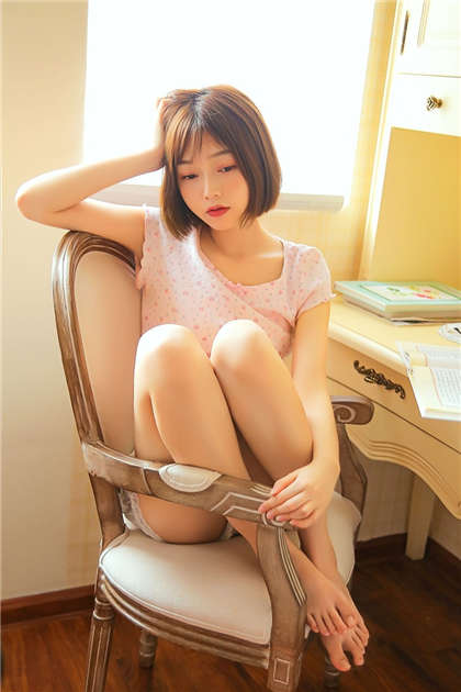 办公室亲吻小说-看了会出水污到下面滴水的文章_魅性9课