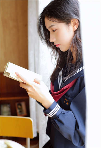 黄文详细-在车上一次比一次深入花芯_魅性9课